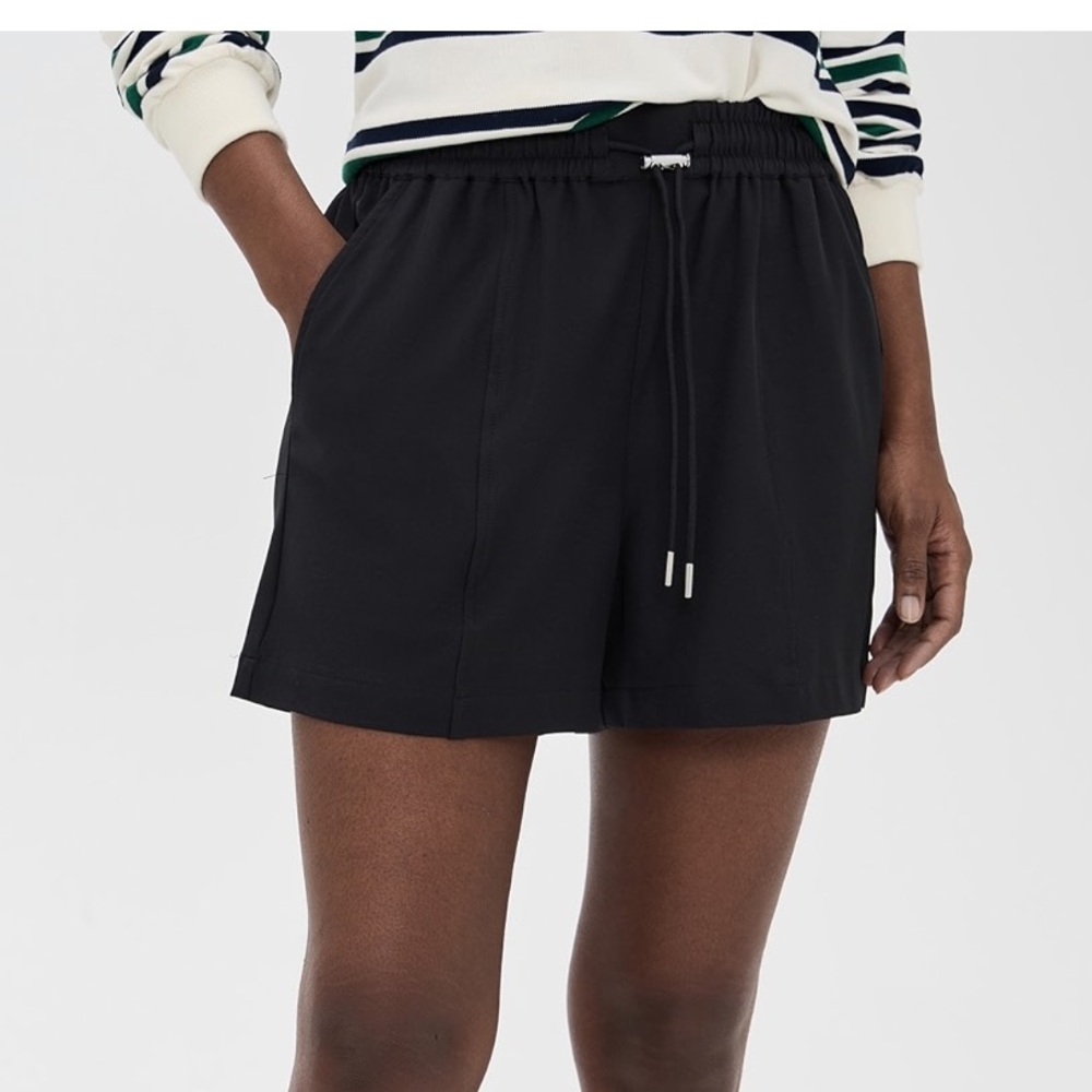 Varley Esmond Mid Rise Shorts (Black)